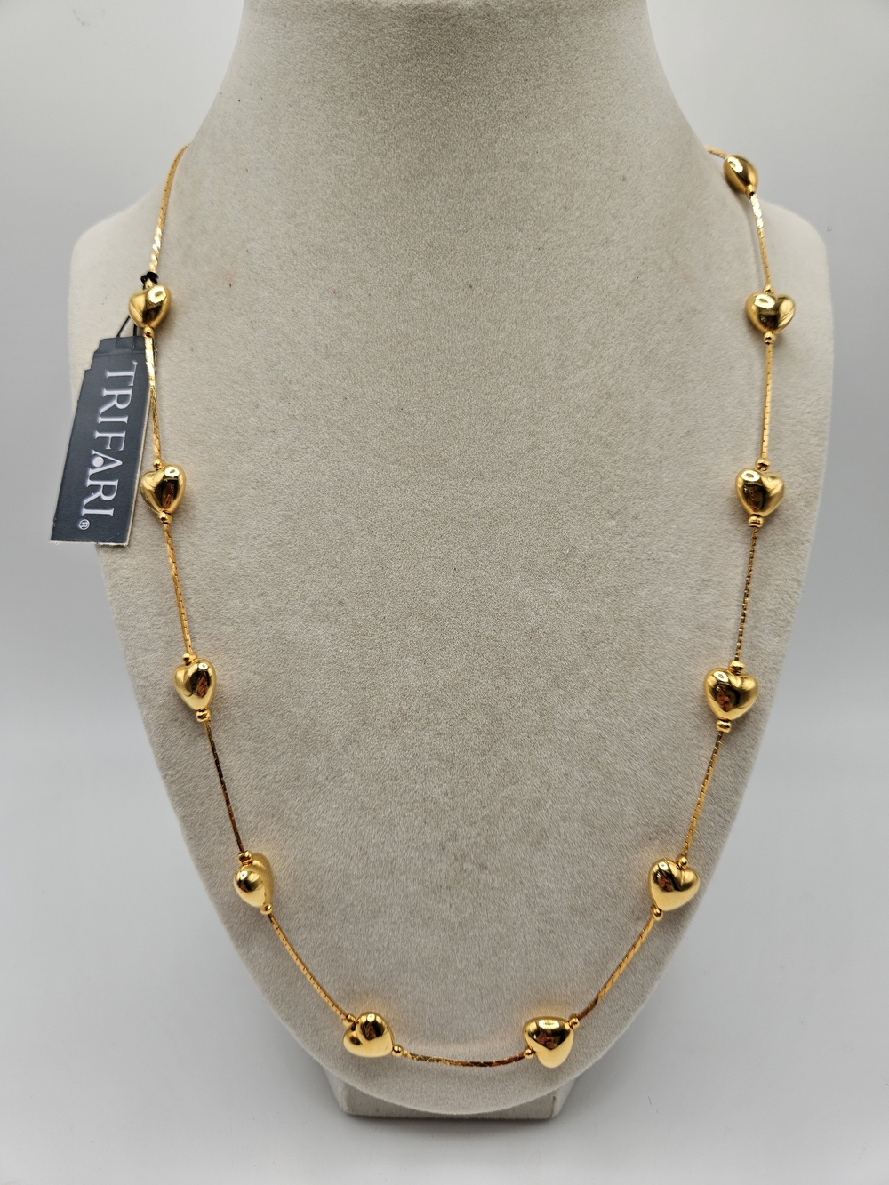 NEW VINTAGE Trifari Gold Plated 3D Puffy Heart Station 24" Necklace VTG